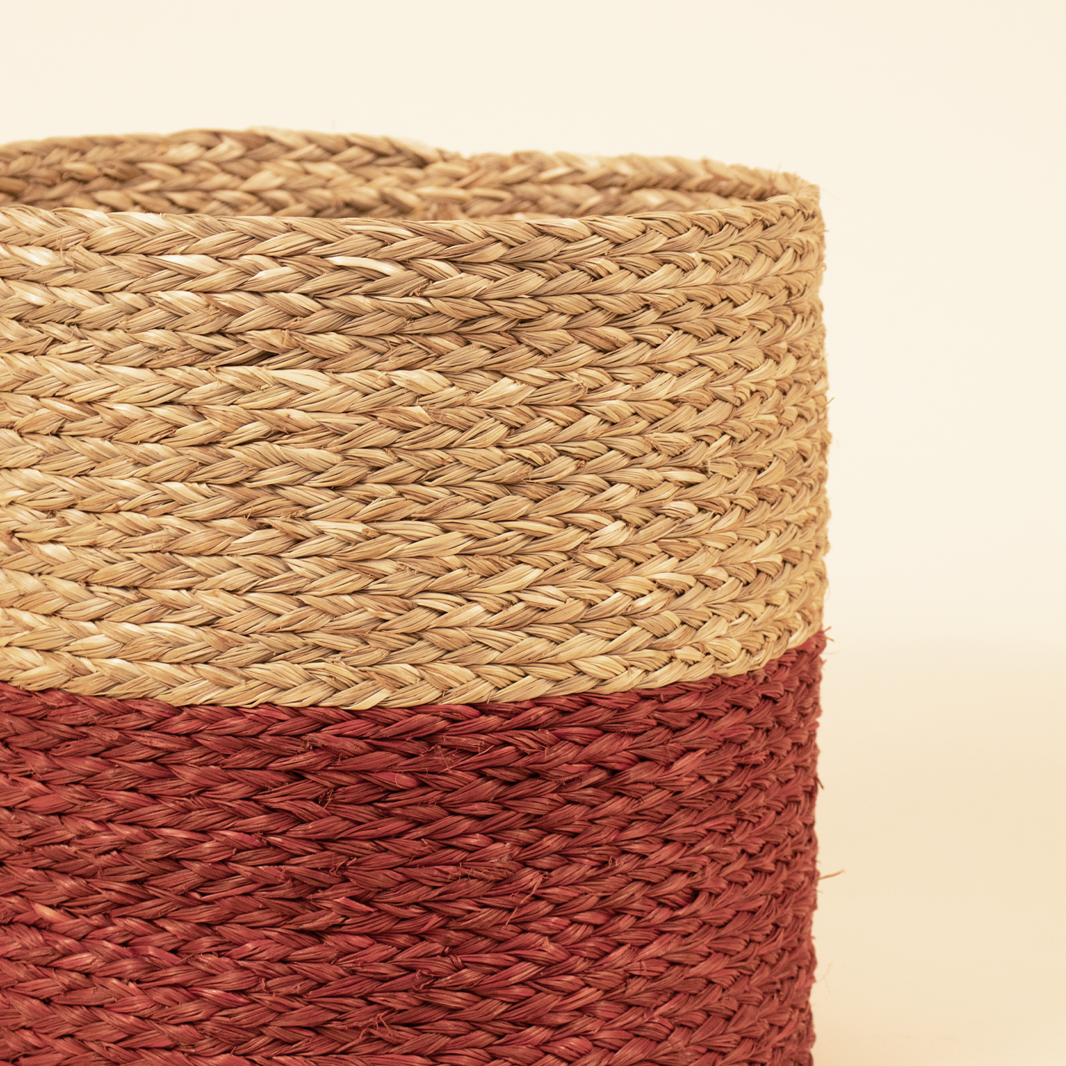 Dual color Sabai grass planter- Natural & Maroon